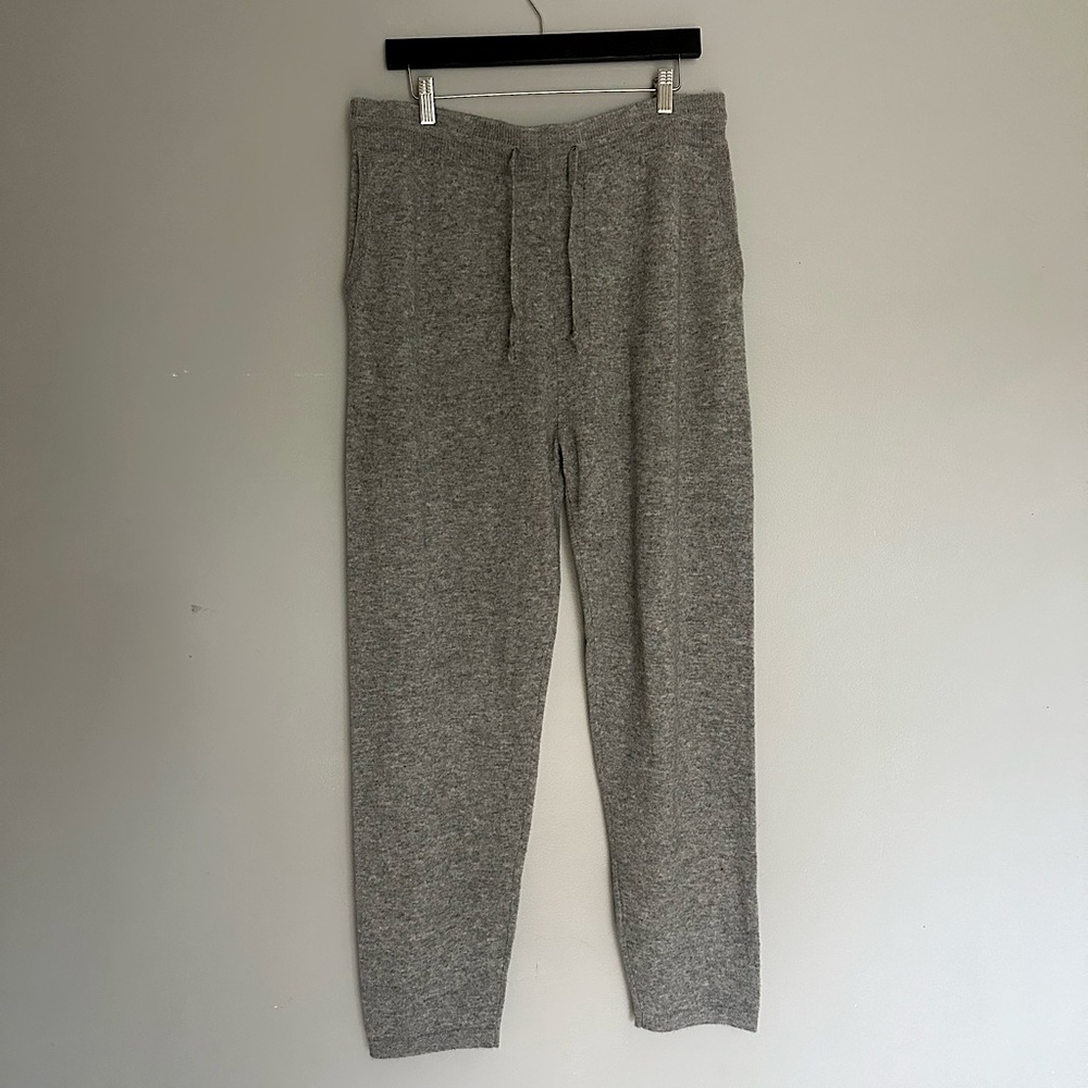 Amicale Cashmere Sweatpants